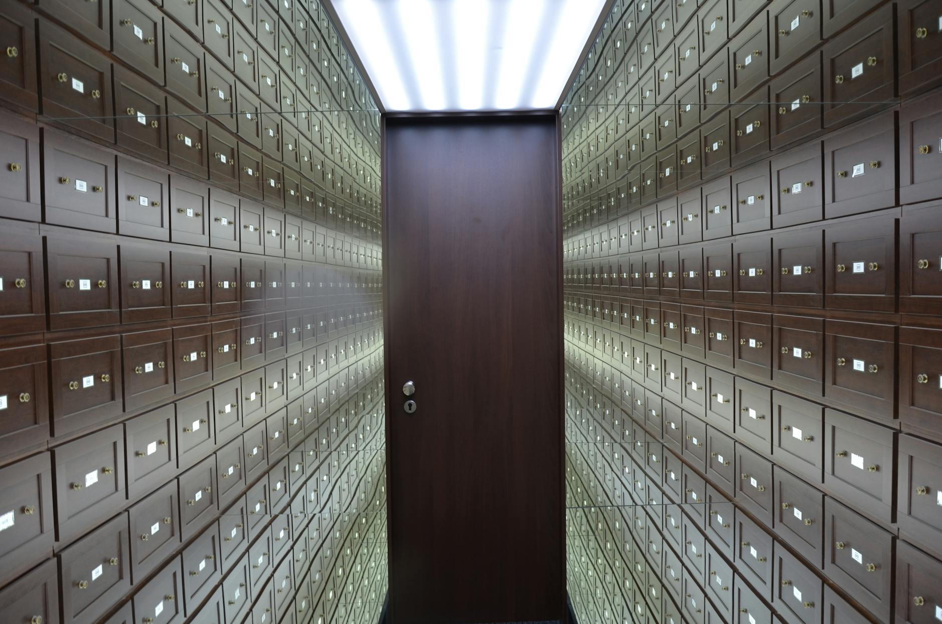 safe deposit box silver