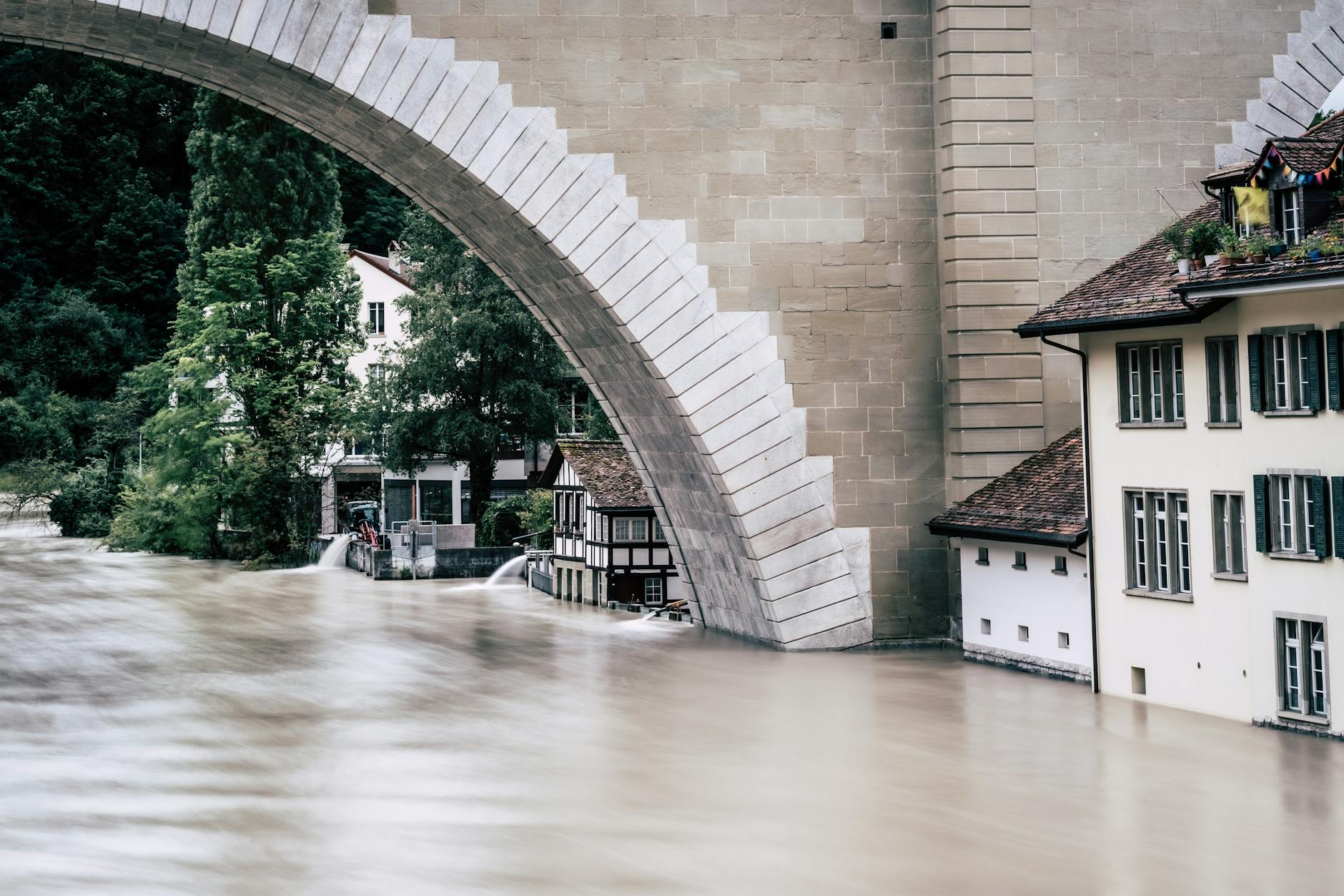 Swiss leasehold risk