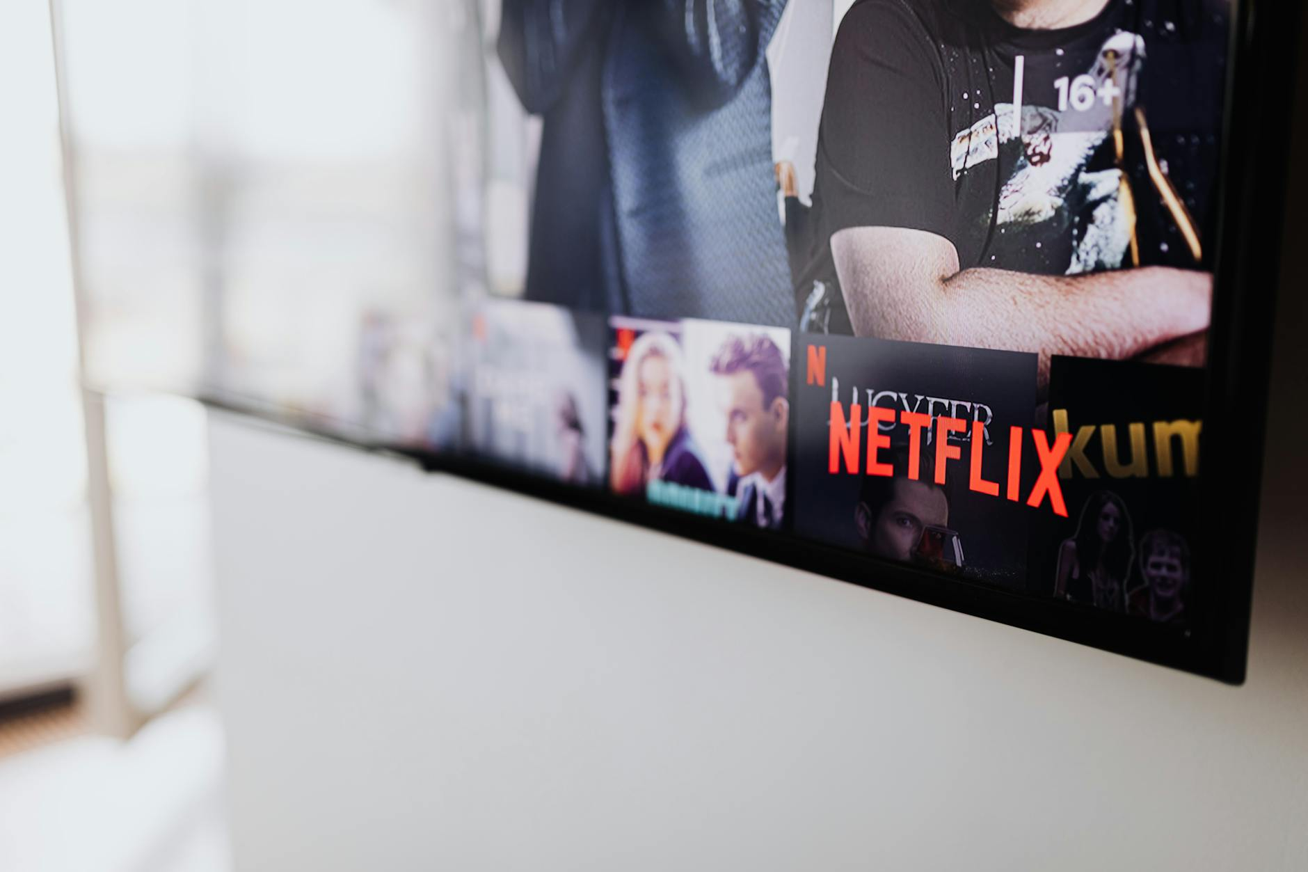 subscription services cost Switzerland
