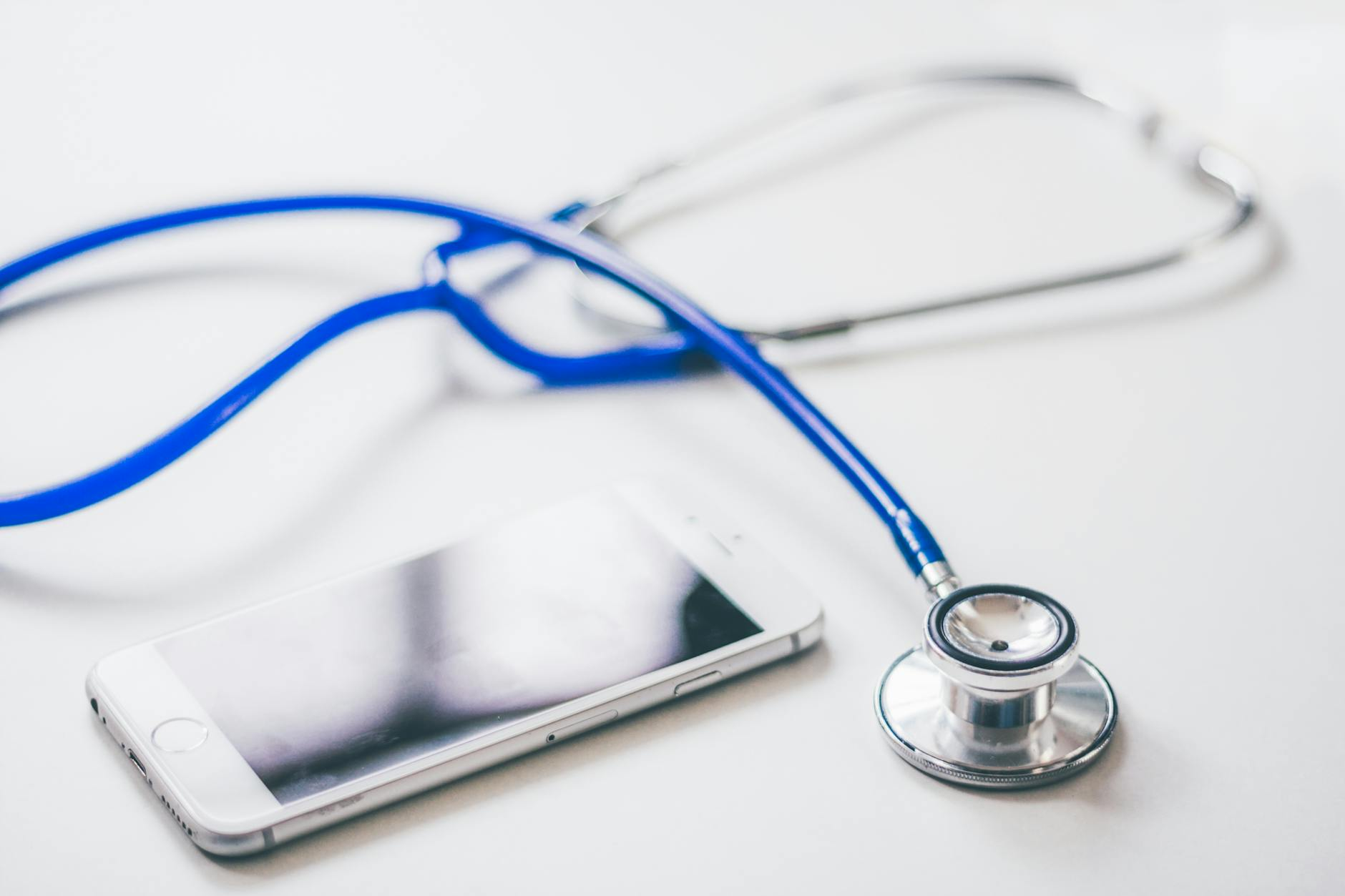 telemedicine switzerland app